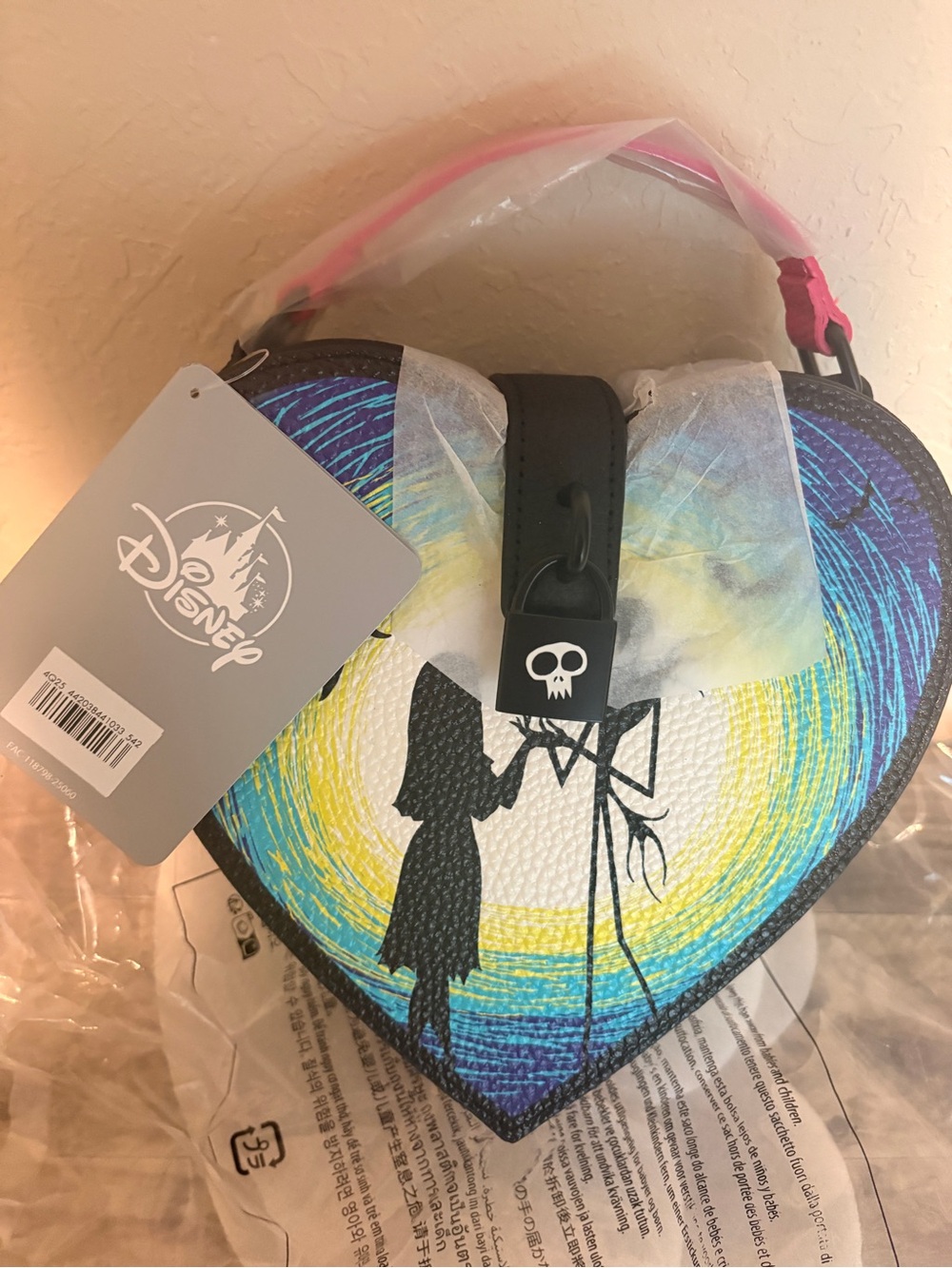 Disney Parks Jack & Sally moonlight heart cross body bag. NWT